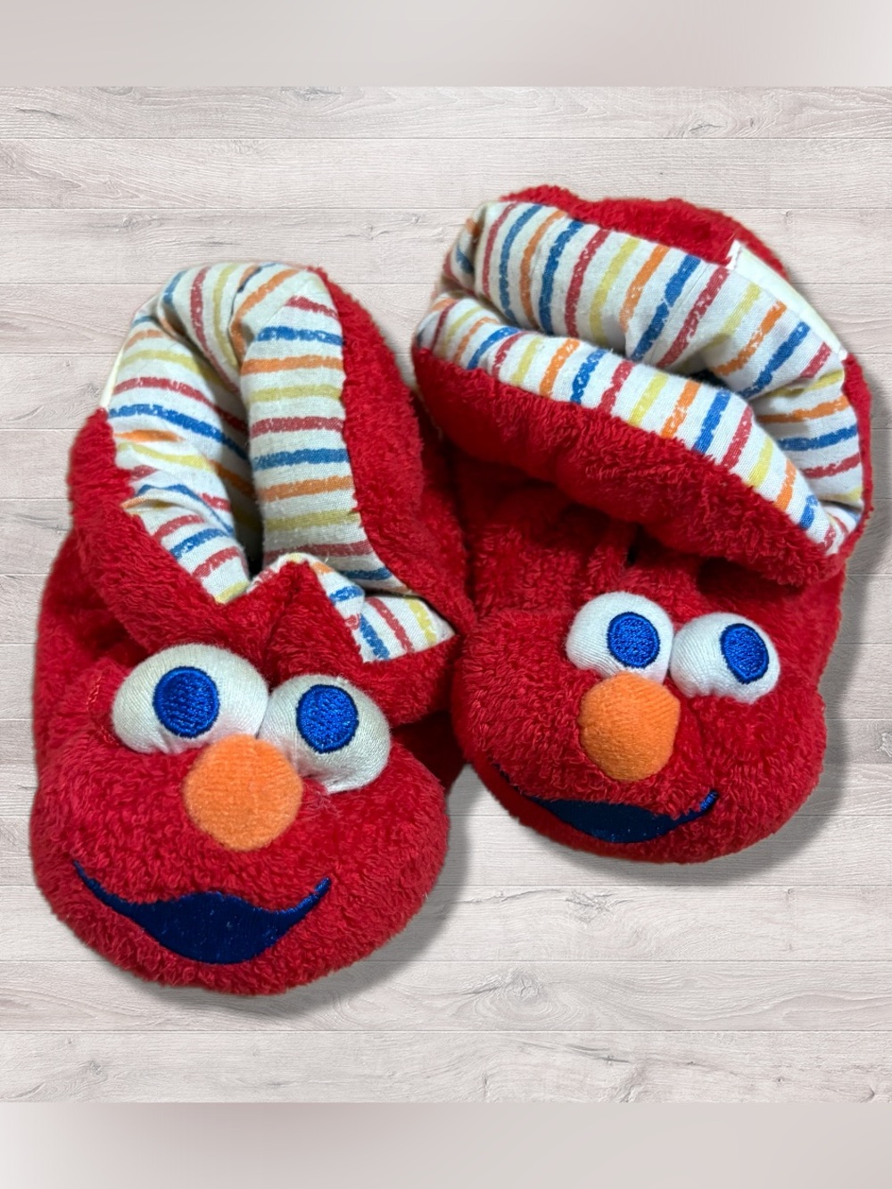 Vintage Y2K Sesame Street Elmo Soft Baby Infant Slippers One Size